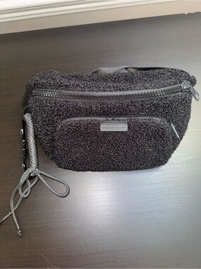 Dagne Dover Onyx Shearling Black Sherpa Jax Large Fanny pack and carabiner
